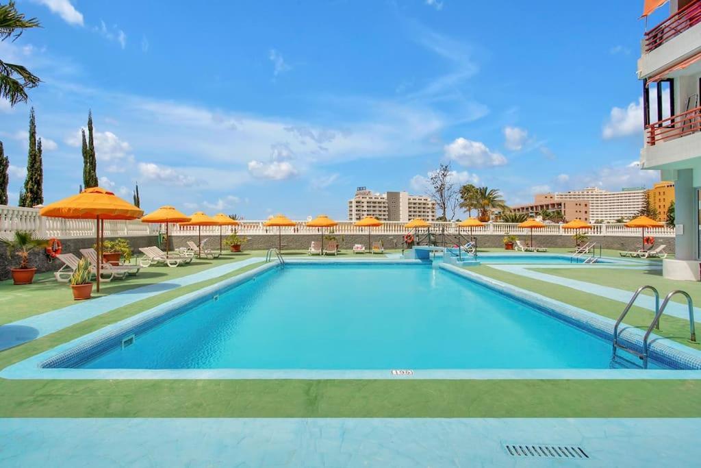 Alexander Apartment Playa De Las Americas エクステリア 写真